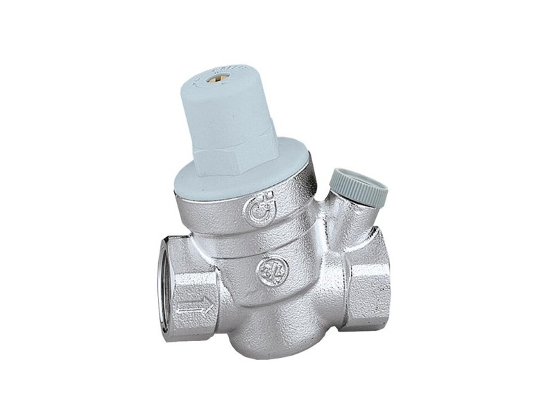 Druckminderer für Trinkwasser 1/2" IG mit Manometeranschluss